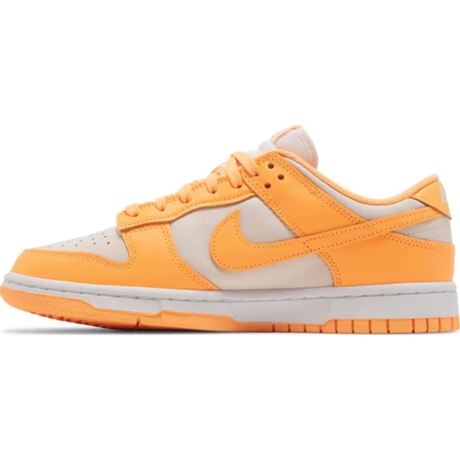 Wmns Dunk Low 'Peach Cream'
