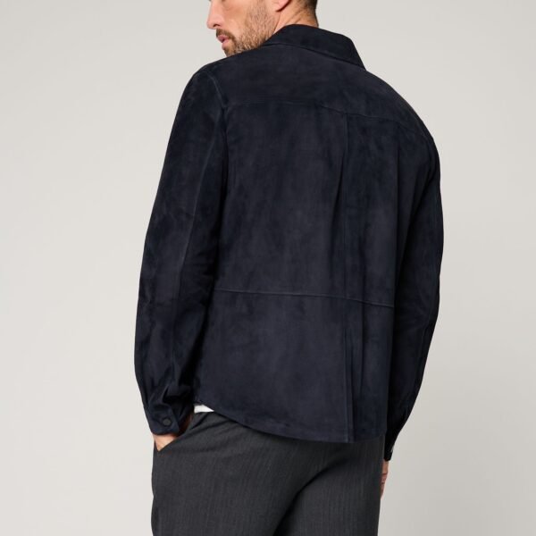 23979-navy-av4115325.jpg