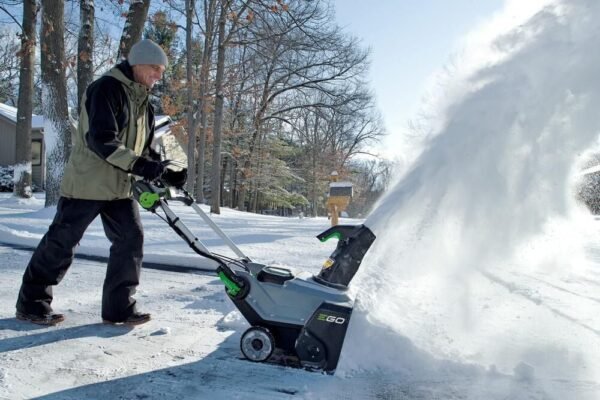 Ego Power+ Snow Blower 21″ Single Stage With Two 5.0Ah Batteries