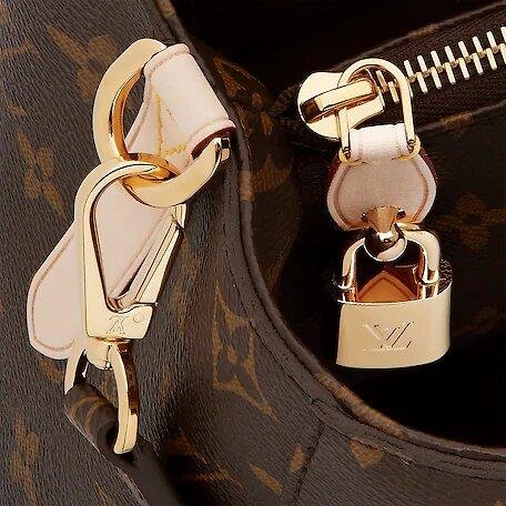 Louis Vuitton MONTAIGNE BB