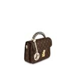 Louis Vuitton POCHETTE MÉTIS Bag Creme Beige