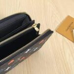 Louis Vuitton GAME ON ZIPPY WALLET Black