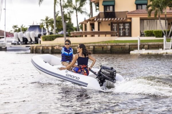 Suzuki 4 HP Outboard Motor DF4AS4