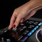 Pioneer DJ DDJ-REV7 DJ Controller