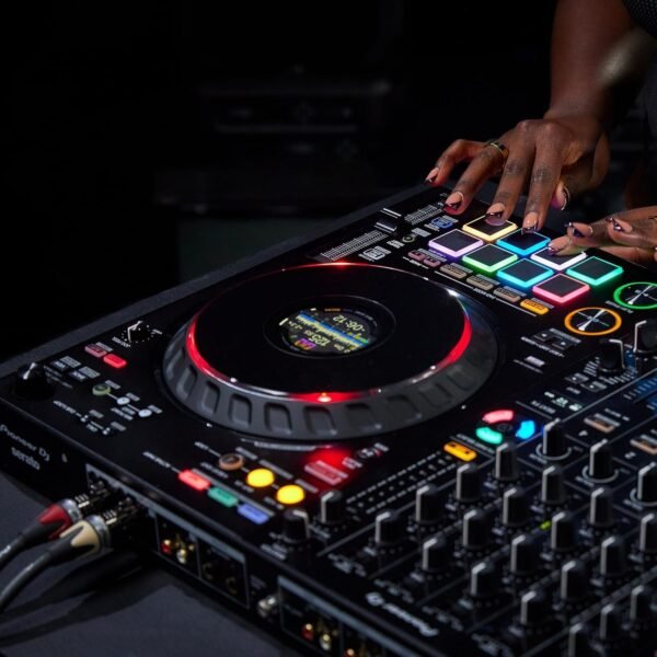 Pioneer DJ DDJ-FLX10 4-Channel DJ Controller