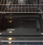 GE 30″ Freestanding Electric Convection Range GRF600AVSS